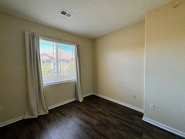 9557 W San Juan Cir #305 — Photo 16