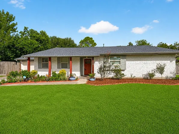 11126 Cedarhurst Dr, Houston, TX 77096