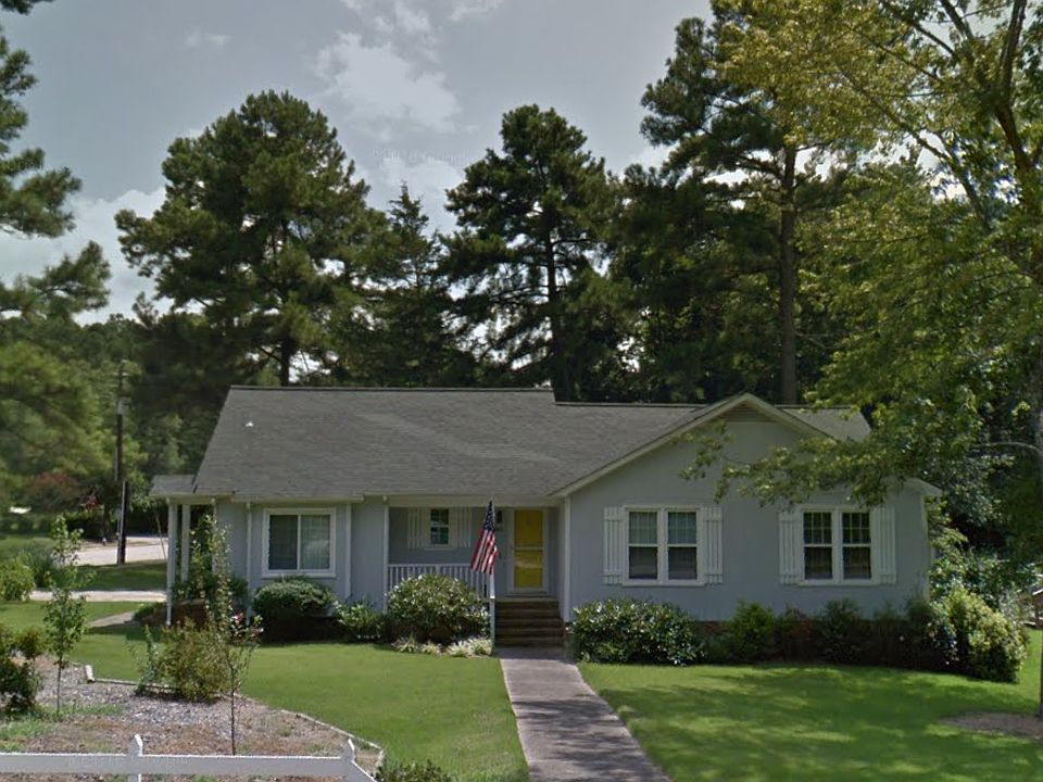 Front of house (Kaplan Drive)