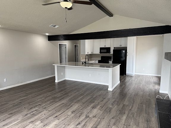 2nd image of 1106 Stone Creek Dr