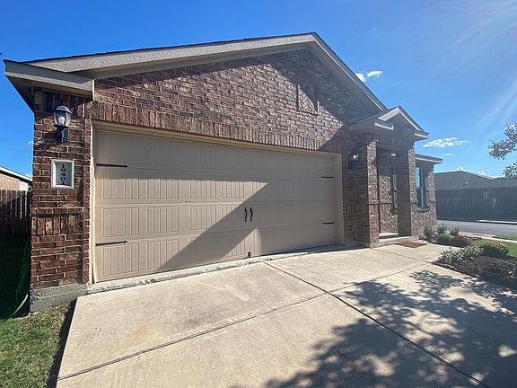 3rd image of 19401 Wt Gallaway St