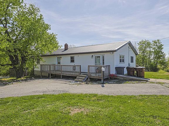 2nd image of 360 Dayhill Rd