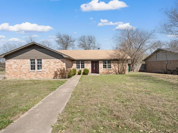 735 Dayton Dr, Waco, TX 76706