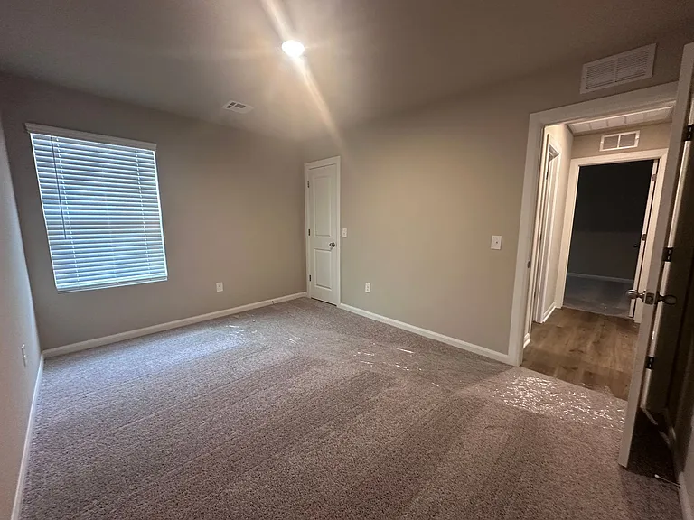9009 Washita Creek Dr — Photo 4