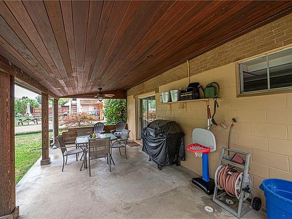 5th image of 536 Newport Dr