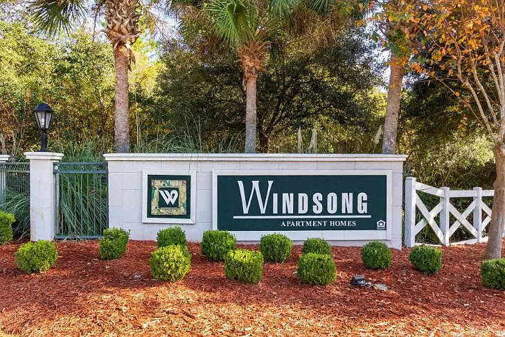 Windsong Apartments — Photo 1