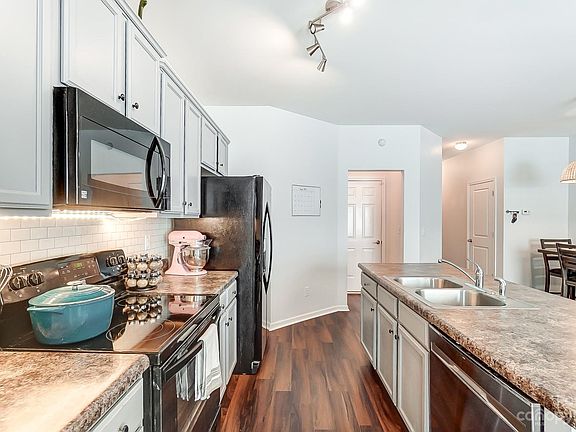5th image of 7618 Galvin St