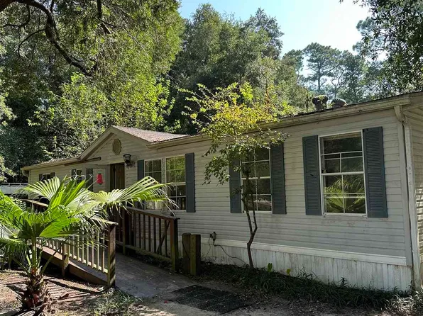 8260 Bucket Creek Rd, Milton, FL 32570