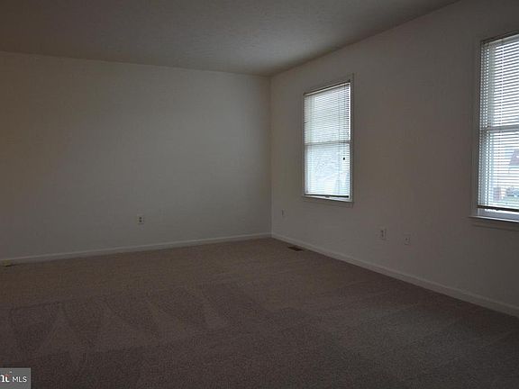 Living Room (view 1)