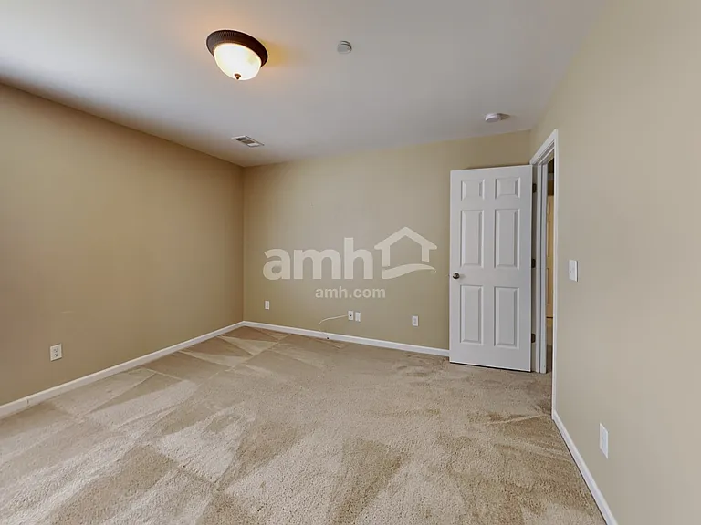 4733 Jobe Trl — Photo 13