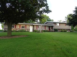 N3703 Sharon Rose Ct, Freedom, WI 54913