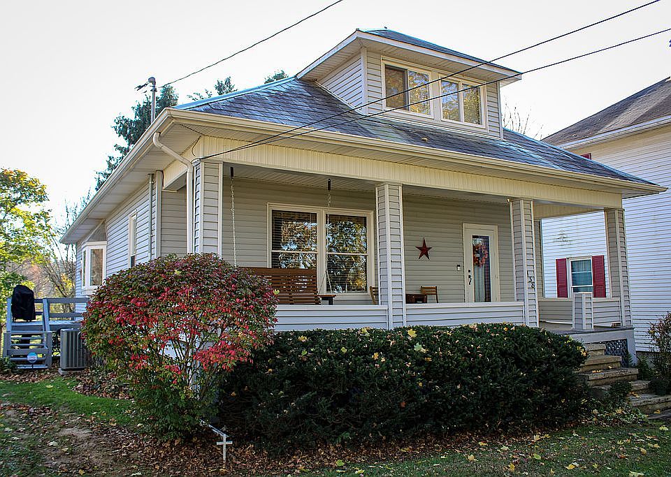 1st image of 138 East St