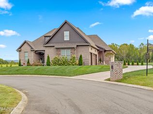 96 Deer Path Rd, Englewood, TN 37329