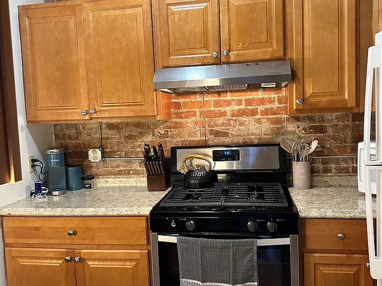 74 Park St #303 — Photo 12