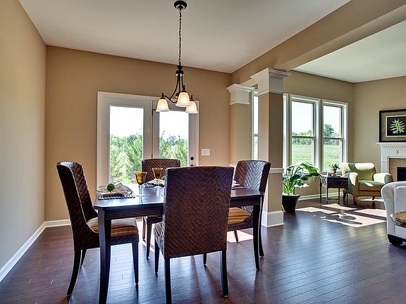 5th image of 1037 Brighton Ln #83