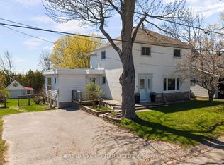 6 Lucy St, Penetanguishene, ON L9M1K7