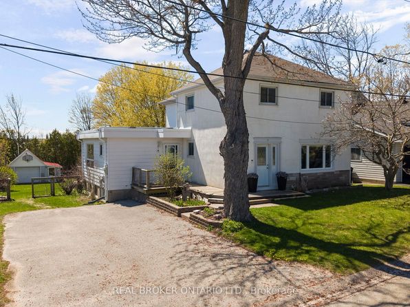 6 Lucy St, Penetanguishene, ON L9M 1K7