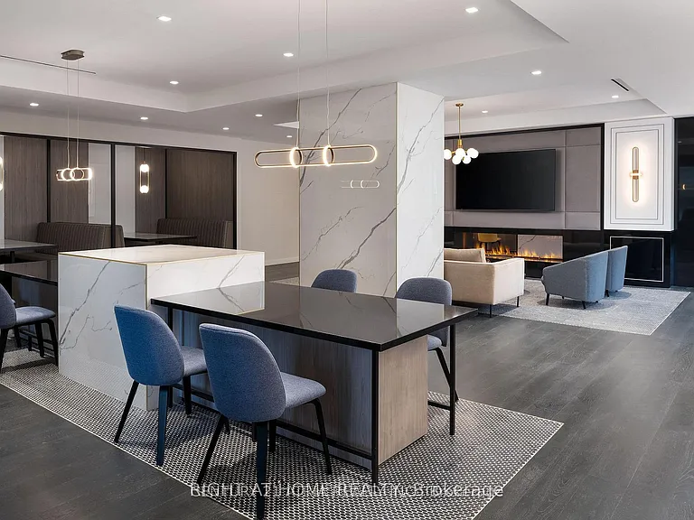 8 Wellesley St E #5110 — Photo 8