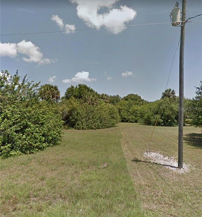 2nd image of 124 Venice Rd