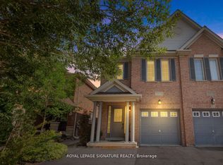 5015 Dubonet Dr, Mississauga, ON L5M 7W8