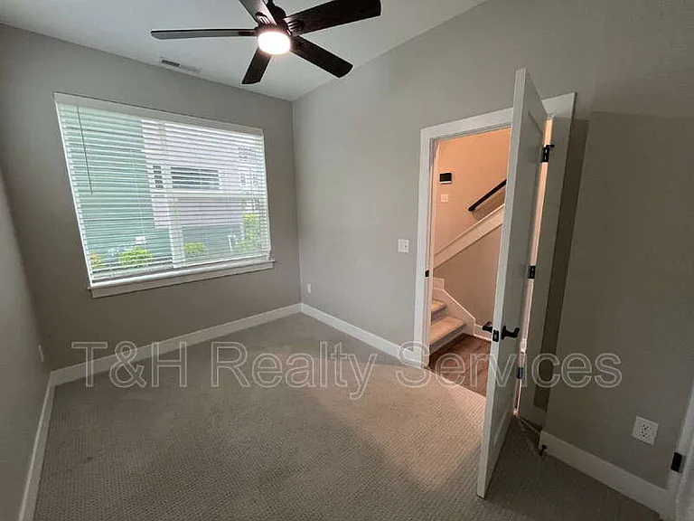 2117 Coretta Way — Photo 13