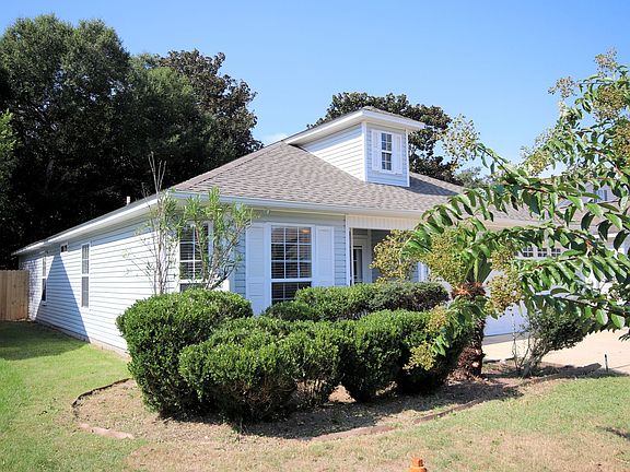 3rd image of 2394 Marina Dr