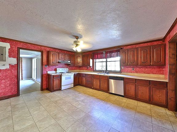 5th image of 2073 Palmersville Hwy #89