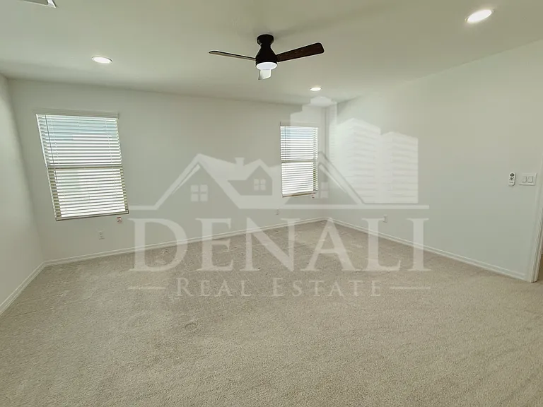11326 E Unger Ave — Photo 15