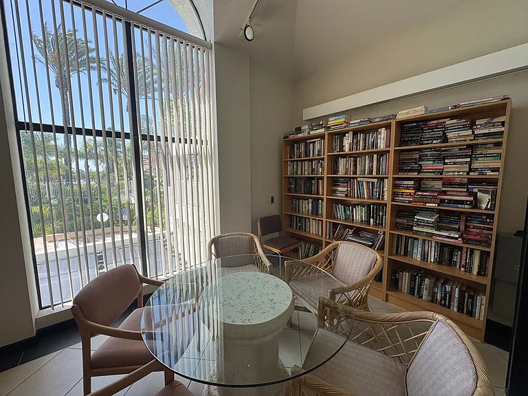 226 Camino Cortina — Photo 32