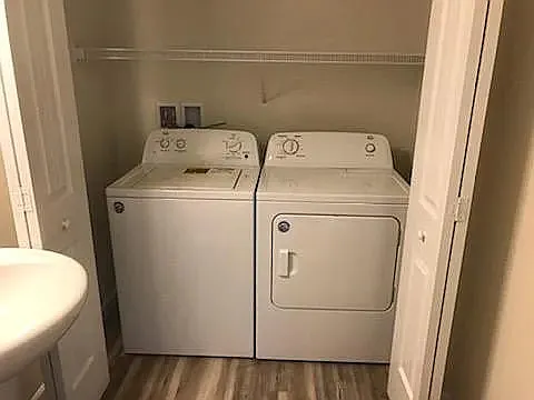 1745 Matthew Dr — Photo 19