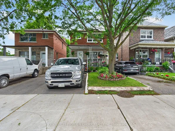 750 Jane St, Toronto, ON M6N 4B2