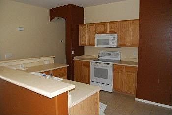2nd image of 184 E Canary Ct