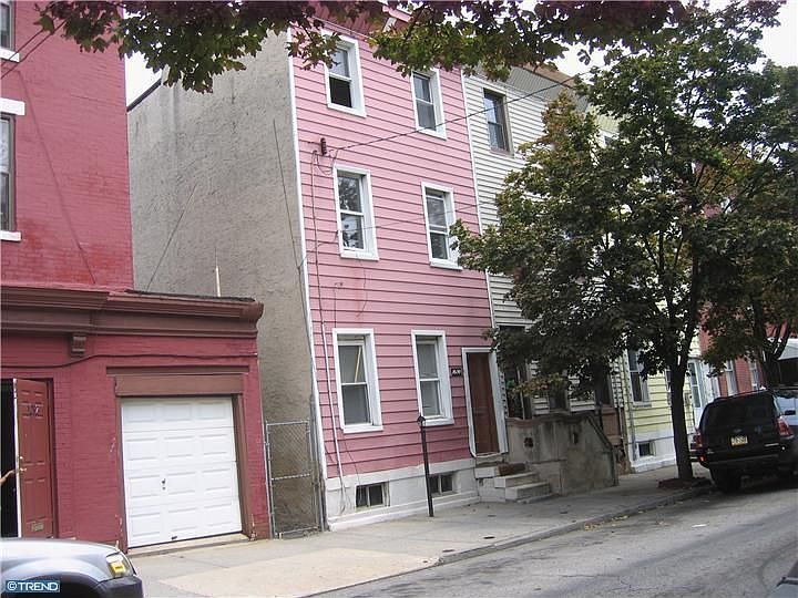 1st image of 1639 Wharton St