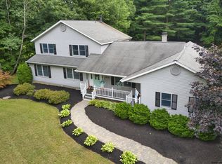 139 Van Aernem Rd, Malta, NY 12020