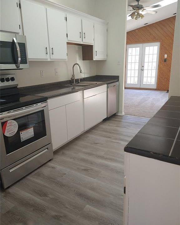 1st image of 1416 Nightingale Way