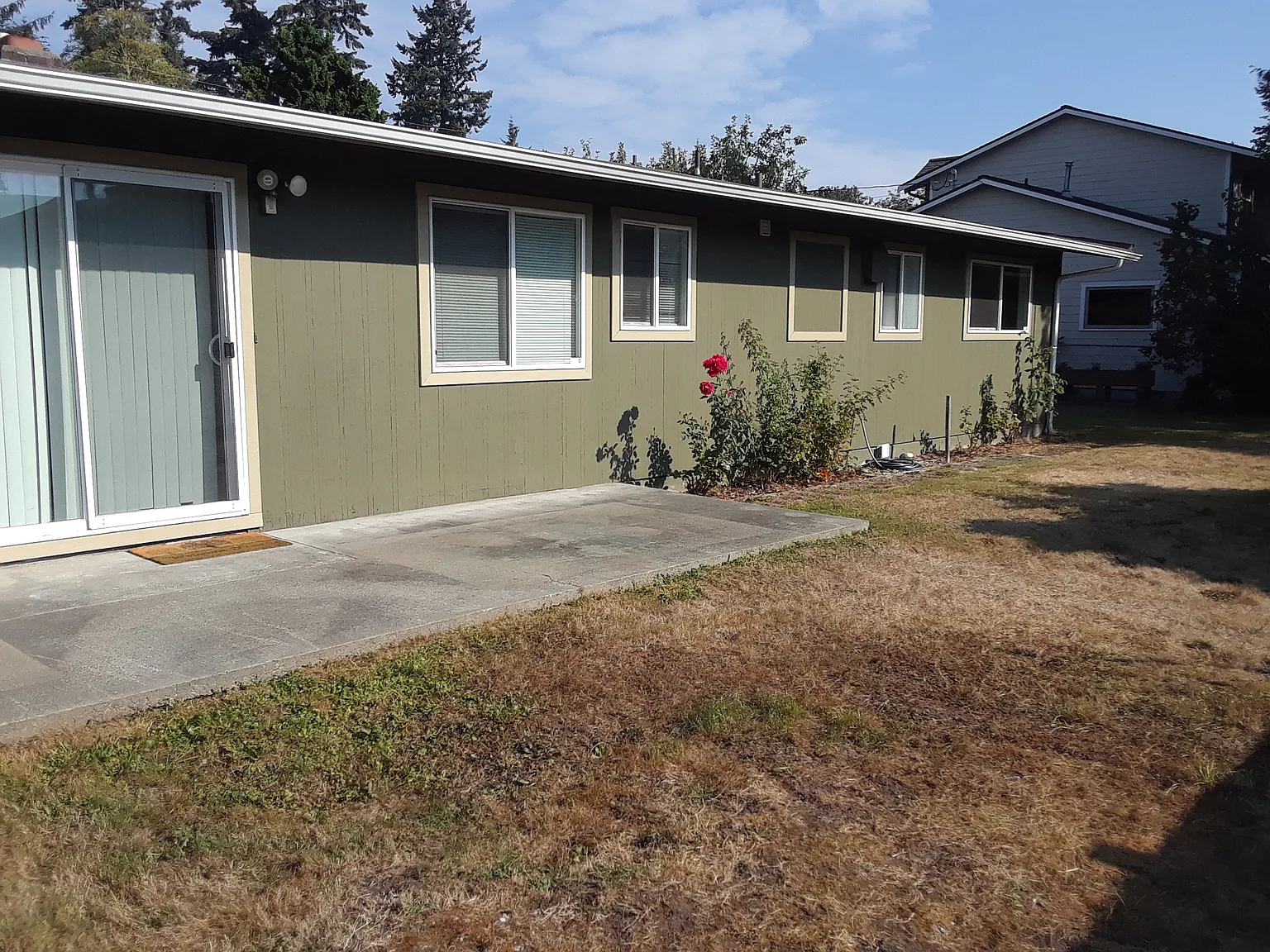 3 bed, 1128 sqft, $2,750 — Photo 2