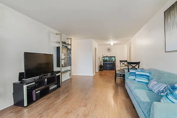 Sold by Keller Williams Realty Landmark II | media 27