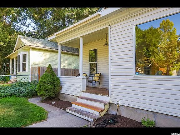 2nd image of 358 E Roosevelt Ave