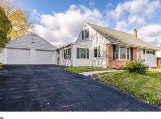 816 Englesville Rd, Boyertown, PA 19512