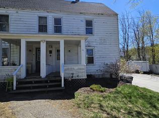 11 Spring St, Belmont, NH 03220