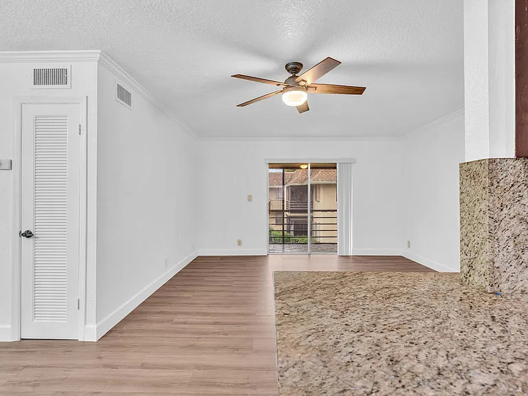 1291 NW 13th St #445D — Photo 29