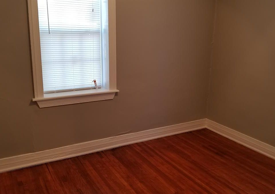 wood floors in bedroom