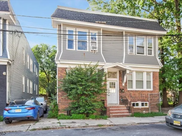 259-261 Hobson St, Newark City, NJ 07112