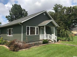 521 S 7th St, Herrin, IL 62948