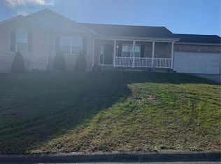 603 Log Cabin Farmington Ml, Farmington, MO 63640