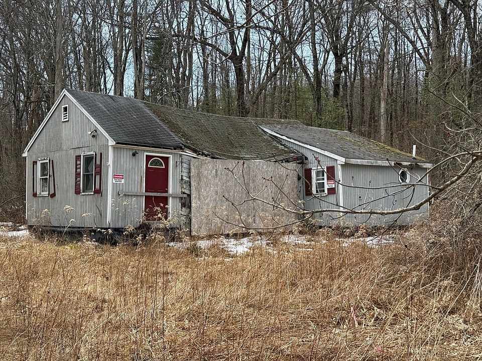 2nd image of 35 Queen Rd