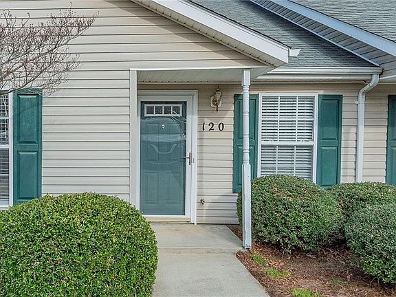 4th image of 120 Wesley Harris Cir