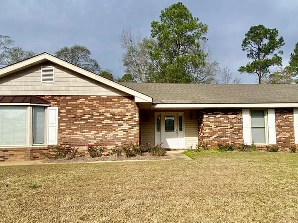 208 Hampton Ave, Troy, AL 36081