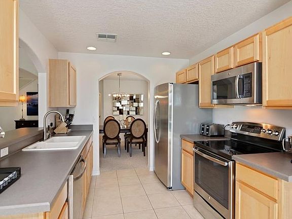 5th image of 15144 Harrowgate Way