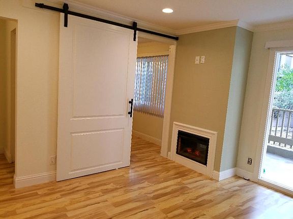 5th image of 395 Imperial Way APT 146